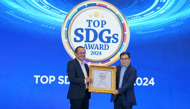 BRI Finance mendapatkan penghargaan Top SDGs Award 2024. Foto: BRI Finance