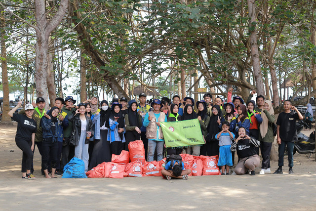 partisipan Clean Up Day