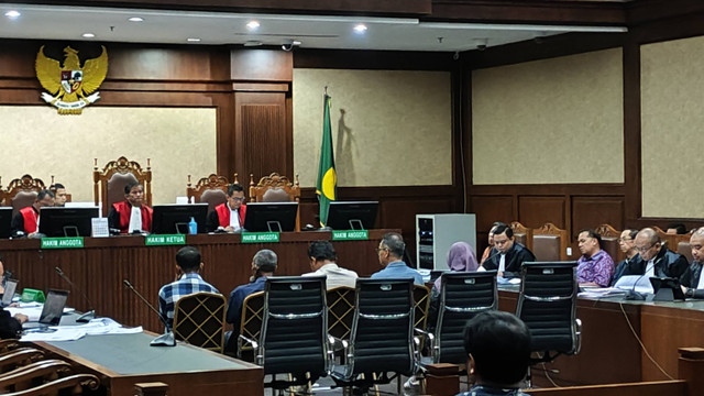 Suasana sidang lanjutan kasus korupsi timah dengan terdakwa Tamron dkk di Pengadilan Tipikor Jakarta, Jumat (27/9/2024). Foto: Jonathan Devin/kumparan