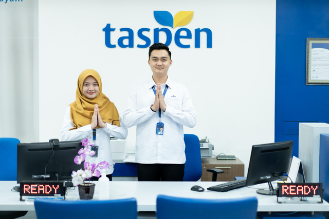 Pekerja dalam menyambut peserta TASPEN. Foto: Dok. TASPEN