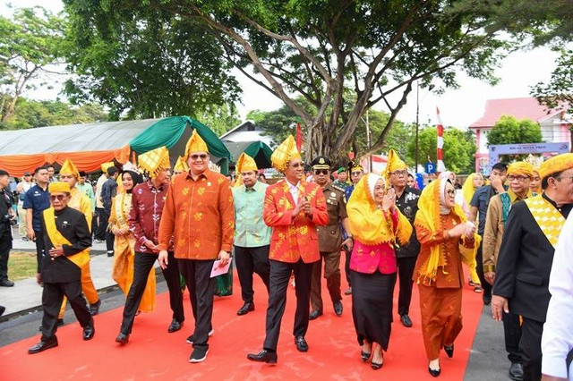 Menkumham Supratman Andi Agtas saat menghadiri HUT ke46 Kota Palu