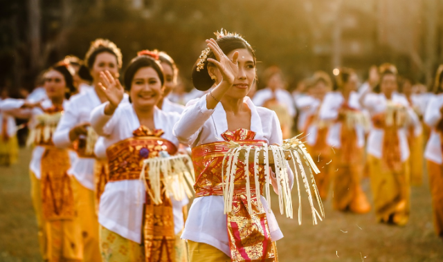 Ilustrasi unsur tari yang mengutamakan keterpaduan antara gerakan dan irama musik adalah. Sumber foto: Pixabay/innokurnia