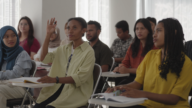 Program Afirmasi Pendidikan Menengah (ADEM) dan Afirmasi Pendidikan Tinggi (ADik) Kemendikbudristek berikan dampak signifikan terhadap akses pendidikan untuk siswa dan mahasiswa asal Papua dan daerah 3T. Foto: Dok. Kemendikbudristek