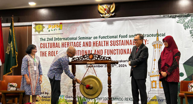 The 2nd International Seminar on Functional Food and Nutraceutical (Humas UWM)