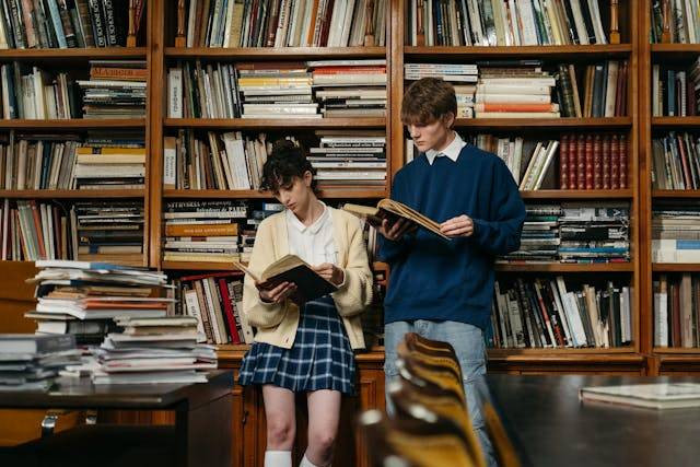 Ilustrasi Library Date Artinya, foto:pexels