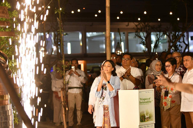 Direktur Utama Peruri, Dwina Septiani Wijaya dalam peluncuran A Legacy of Sustainability. Foto: Peruri