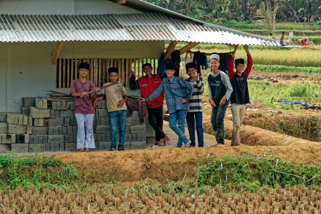 Ilustrasi Contoh Sikap yang Sesuai Sila Kedua Pancasila dalam Kehidupan Sehari-hari, Foto: Pexels/Tom Fisk