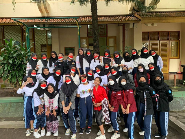 Pict by Febriana Rachelia_Perayaan 17 Agustus di sekolah dengan tema "dengan keberagaman kita bersatu."