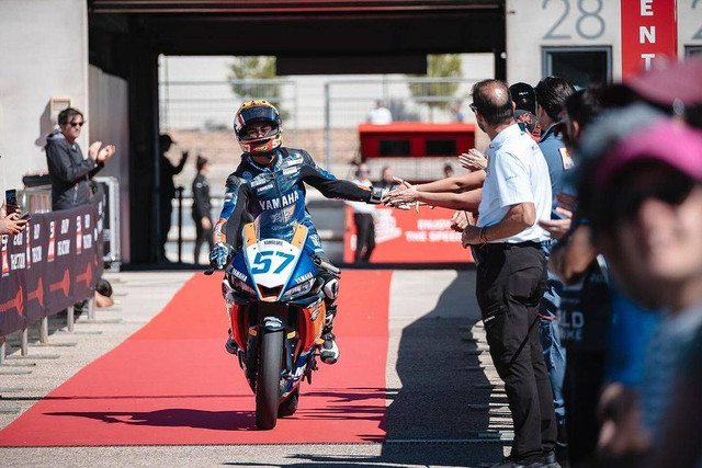 Aldi Satya Mahendra, pebalap Indonesia di Supersport 300 Kejuaraan Dunia Superbike 2024. Foto: Instagram @teambrcorse