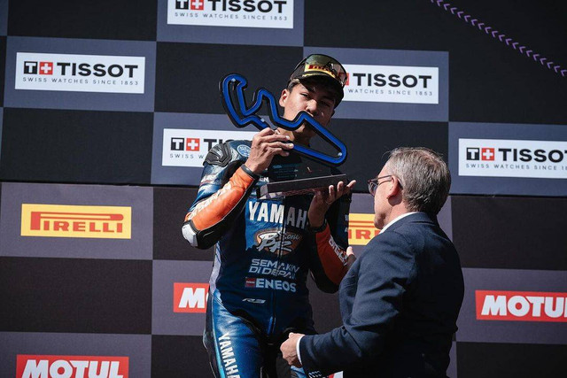 Aldi Satya Mahendra, pebalap Indonesia di Supersport 300 Kejuaraan Dunia Superbike 2024. Foto: Instagram @teambrcorse