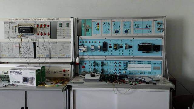 Alat PLC (Progammable Logic Controller). Sumber foto: Dok.istimewa