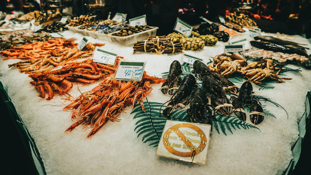 Kurnia Seafood Surabaya (Foto hanya ilustrasi, bukan tempat sebenarnya) Sumber: pexels/ Chait Goli