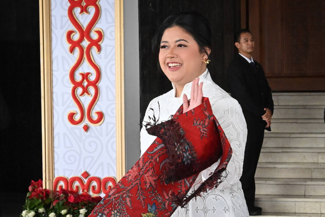 Putri Puan Maharani, Diah Pikatan Orissa Putri Haprani, tiba di Gedung Nusantara untuk mengikuti pelantikan Anggota DPR di Kompleks Parlemen, Senayan, Jakarta, Selasa (1/10/2024). Foto: Indrianto Eko Suwarso/ANTARA FOTO