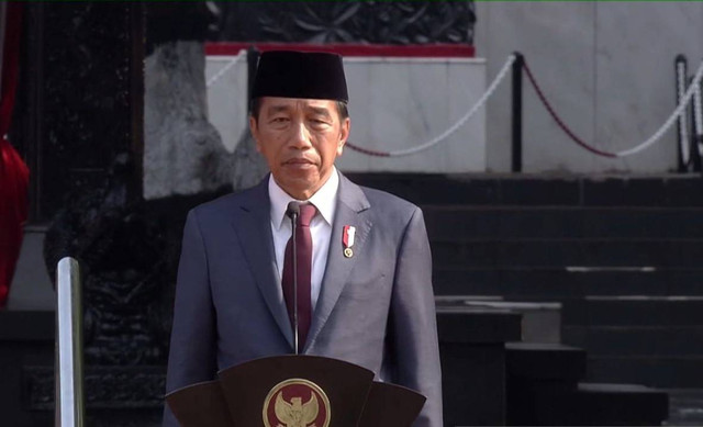 Presiden RI Joko Widodo pada upacara peringatan Hari Kesaktian Pancasila yang digelar di Monumen Pancasila Sakti, Selasa 1/10/24. Foto: antaranews.com