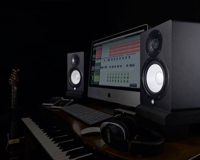 Ilustrasi speaker monitor. Foto: Perfect Acoustic