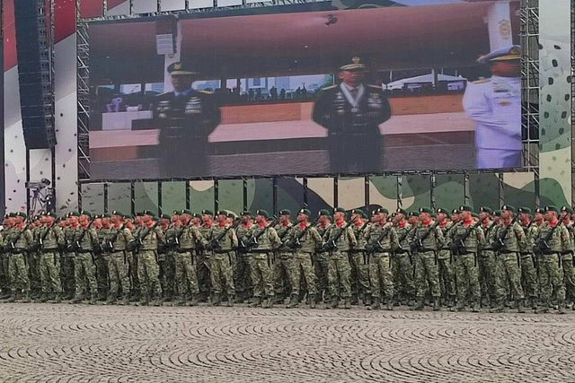 Suasana gladi bersih HUT ke-79 TNI di Monas, Jakarta Pusat, Kamis (3/10/2024). Foto: Rachmadi Rasyad/kumparan