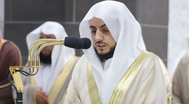 Imam Masjidil Haram  Sheikh Al Waleed Al Shamsan. Foto: X/PRAGOVSA