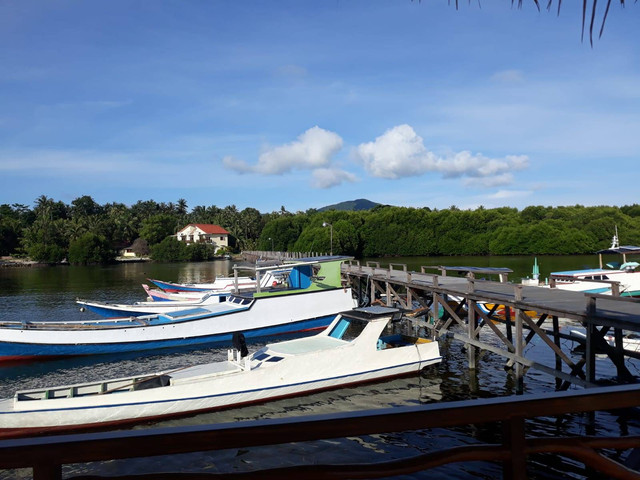 Documen berikut merupakan dokumen foto pribadi yang di ambil di desa Kemujan kecamatan Karimunjawa