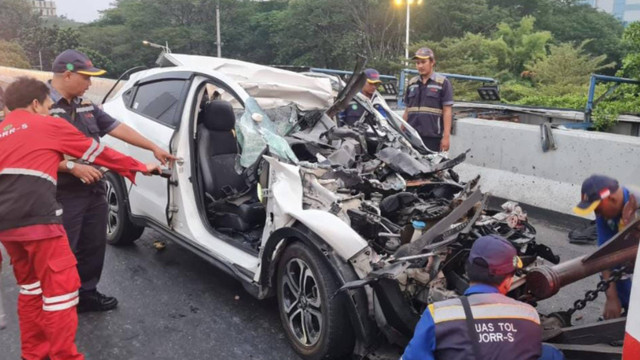 Kecelakaan di Tol Pondok Indah. Foto: Dok. Polda Metro Jaya