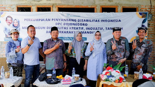 Cantika Wahono, saat hadiri diskusi yang digelar Paguyuban Penyandang Disabilitas Indonesia (PPDI) Bojonegoro. Sabtu (05/10/2024) (Aset: Istimewa)