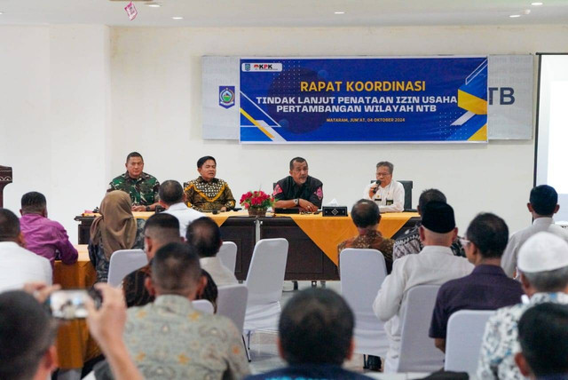 Direktorat Koordinasi dan Supervisi (Korsup) KPK Wilayah V mengadakan rapat koordinasi Tindak Lanjut Penataan Izin Usaha Pertambangan (IUP), di Gedung Badan Pengembangan Sumber Daya Manusia (BPSDM) Kota Mataram, NTB, Jumat (4/10/2024). Foto: Dok. KPK