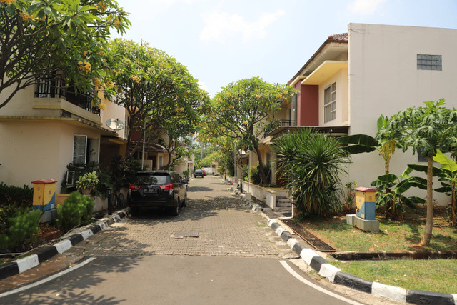 Suasana kompleks perumahan anggota DPR RI di kawasan Kalibata, Jakarta Selatan, Senin (7/10/2024). Foto: Iqbal Firdaus/kumparan