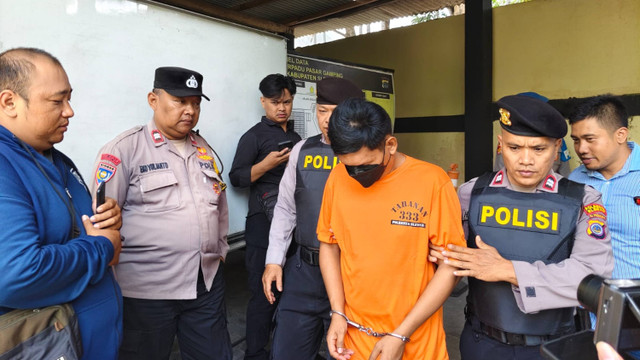 EDW (29) guru les tari di Gamping, Sleman cabuli 22 orang sesama jenis. Mayoritas korbannya anak-anak. Foto: Arfiansyah Panji Purnandaru/kumparan