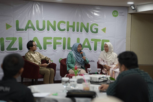 Pemaparan Bintang Tamu Acara IZI Affilate, Dewi R.D. Amelia dan Yora Anastasha