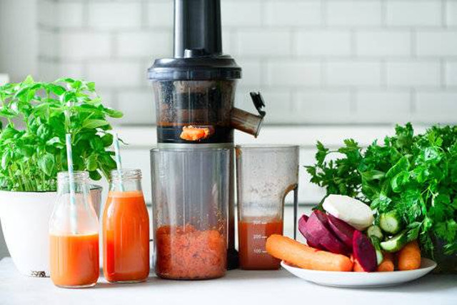 Ilustrasi mesin juicer. Foto: Adobe Stock 