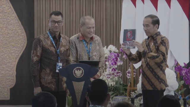 Jokowi di 100 CEO Forum Tahun 2024, Istana Garuda, IKN, 11 Oktober 2024. Foto: Youtube/ Sekretariat Presiden