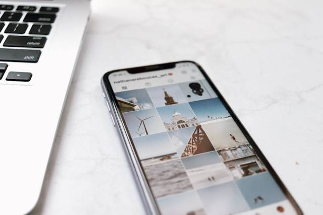 Ilustrasi Cara Menambah Followers IG. Foto: dok. Unsplash/Nathana Rebouças