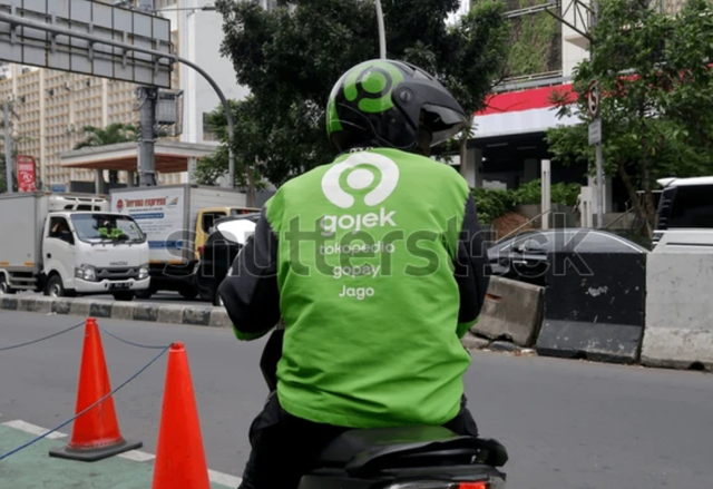 https://www.shutterstock.com/image-photo/jakarta-indonesia-august-15-2024-gojek-2503430565 