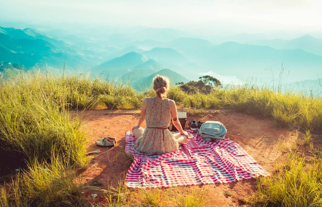 Tempat Piknik di Semarang. Foto hanya ilustrasi bukan tempat sebenarnya. Sumber foto: Unsplash-Willian Justen de Vasconcellos