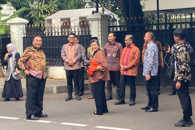 Pimpinan MPR tiba di Rumah Dinas Wakil Presiden Ma'ruf Amin, Jakarta Pusat, Senin (14/10/2024). Foto: Alya Zahra/Kumparan