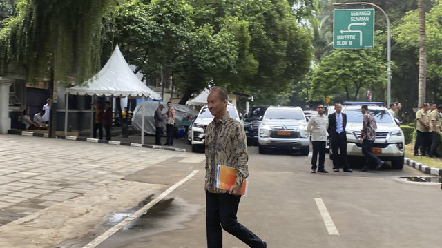 Agus Gumiwang tiba di kediaman presiden terpilih Prabowo Subianto di Jalan Kertanegara, Jakarta Selatan, Senin (14/10/2024). Foto: Abid Raihan/kumparan