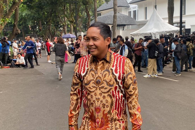 Raja Juli Antoni di kediaman Presiden terpilih Prabowo Subianto di Jalan Kertanegara, Jakarta Selatan, Senin (14/10/2024). Foto: Abid Raihan/kumparan