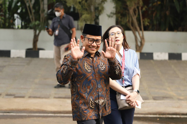 Muhaimin Iskandar atau Cak Imin di kediaman Presiden terpilih Prabowo Subianto di Jalan Kertanegara, Jakarta Selatan, Senin (14/10/2024). Foto: Iqbal Firdaus/kumparan