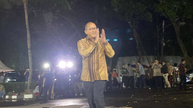 Rosan Roeslani tiba di kediaman Presiden terpilih Prabowo Subianto di Jalan Kertanegara, Jakarta Selatan, Senin (14/10/2024). Foto: Abid Raihan/kumparan