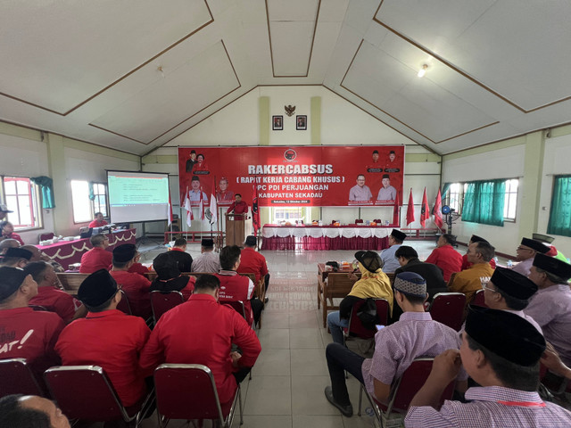 Rapat Kerja Cabang Khusus (Rakercabsus) PDIP di Kabupaten Sekadau. Foto: Dok. Istimewa