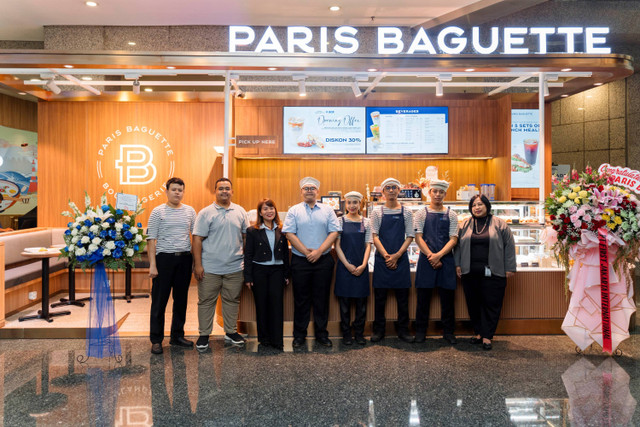 Paris Baguette membuka outlet terbarunya di Bursa Efek Indonesia. Foto: Paris Baguette