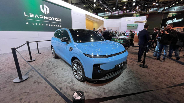 Mobil listrik Leapmotor B10 di Paris Motor Show 2024. Foto: Aditya Pratama Niagara/kumparan