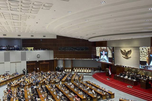 Suasana rapat paripurna DPR  di Kompleks Parlemen, Senayan, Jakarta, Selasa (15/10/2024). Foto: Luthfi Humam/kumparan