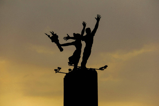 Apakah Tujuan Pembangunan Tugu Selamat Datang. Foto Monumen Selamat Datang. Sumber: Unsplash/Fasyah Halim