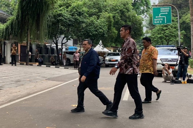 Haikal Hassan mendatangi kediaman Presiden terpilih Prabowo Subianto di Jalan Kertanegara, Jakarta Selatan, Selasa (15/10/2024). Foto: Luthfi Humam/kumparan