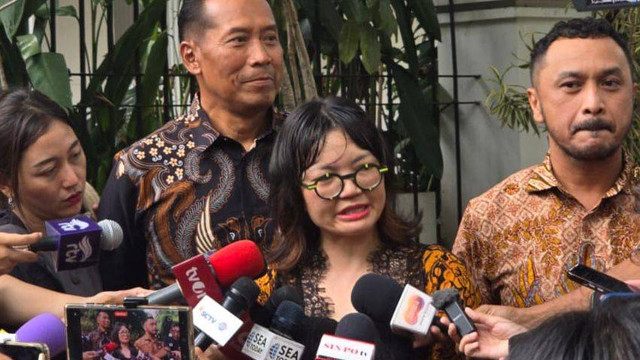 Stella Christie mendatangi kediaman Presiden terpilih Prabowo Subianto di Jalan Kertanegara, Jakarta Selatan, Selasa (15/10/2024). Foto: Luthfi Humam/kumparan