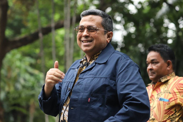 Haikal Hassan mendatangi kediaman Presiden terpilih Prabowo Subianto di Jalan Kertanegara, Jakarta Selatan, Selasa (15/10/2024). Foto: Iqbal Firdaus/kumparan