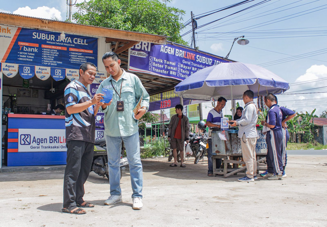 Jaringan AgenBRILink dalam menjangkau berbagai lapisan masyarakat. Foto: Dok. BRI