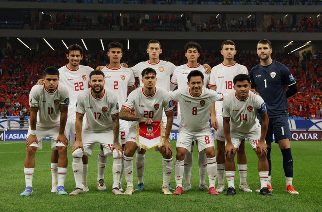 Pemain Timnas Indonesia saat melawan Timnas China pada pertandingan Grup C Ronde Ketiga Kualifikasi Piala Dunia 2026 di Stadion Sepak Bola Remaja Qingdao, Qingdao, China, Selasa (15/10/2024). Foto: Florence Lo/REUTERS