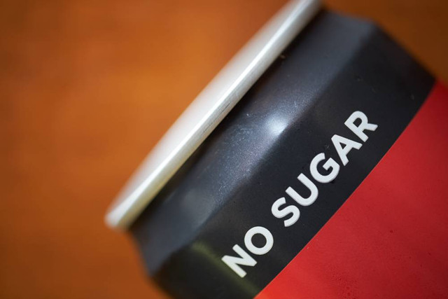 Ilustrasi label sugar free pada kemasan minuman. Foto: Shutterstock