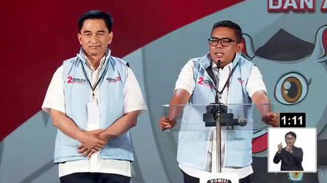 Pasangan Andra Soni-Achmad Dimyati pada perdana Debat Pilgub Banten, Rabu (16/10) Foto: YouTub KPU Provinsi Banten